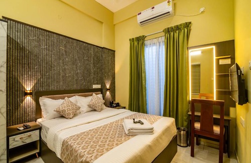 Kalamassery Hotel | Zoho Suites