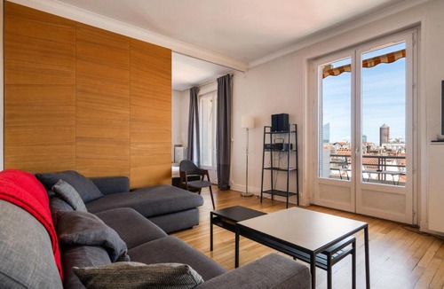 Bellecour - Hotel Dieu Apartment | Zola