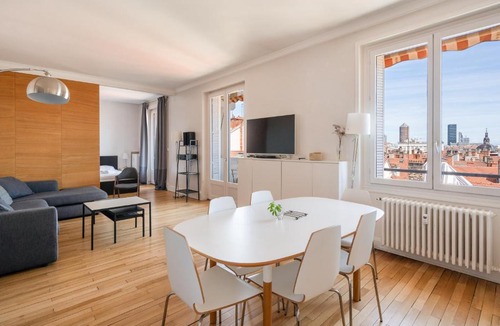 Bellecour - Hotel Dieu Apartment | Zola