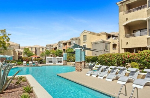 Glendale Sports and Entertainment District Condo | Zone Apartments