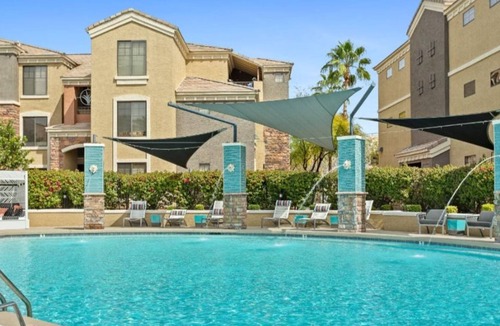 Glendale Sports and Entertainment District Condo | Zone Apartments