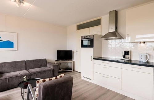Buren Apartment | Zonzijde 76