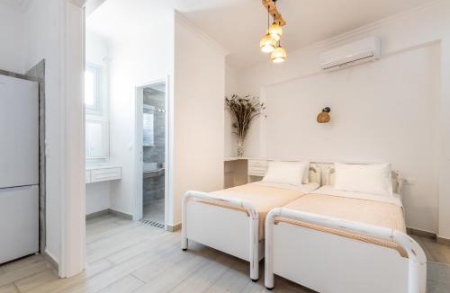 Lefkos Apartment | Zorbas Studios