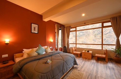 Manali Hostel | Zostel Dobhi