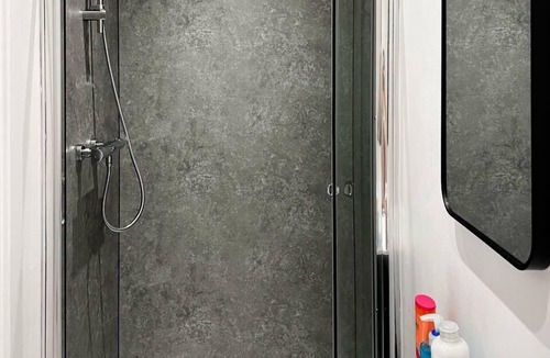 Mapesbury House | Zozy Anson