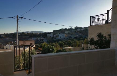 Jerash Apartment | zragat hotel 1