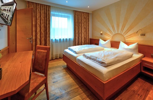 Raisting Hotel | Zur Post Gasthof