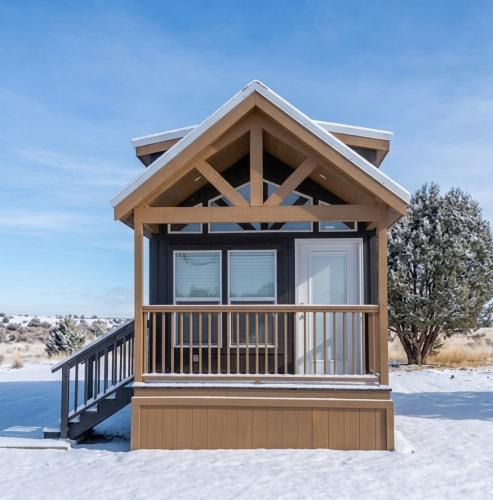 057A Stargazers Loft Modern Cabin 20 minutes from Grand Canyon South Rim - Sleeps 4