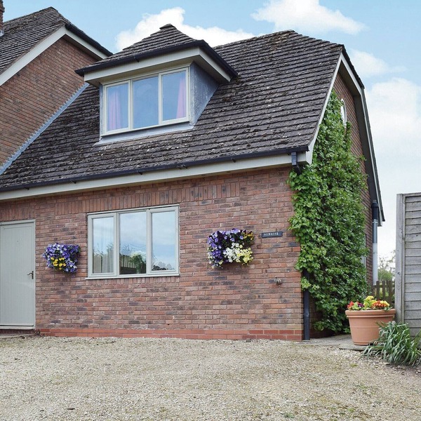 1 bedroom accommodation in Kings Coughton, near Alcester