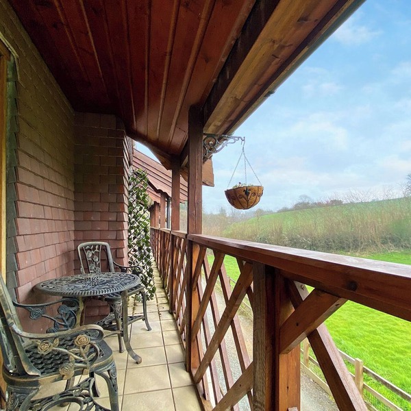 1 bedroom accommodation in Camerton, near Bath