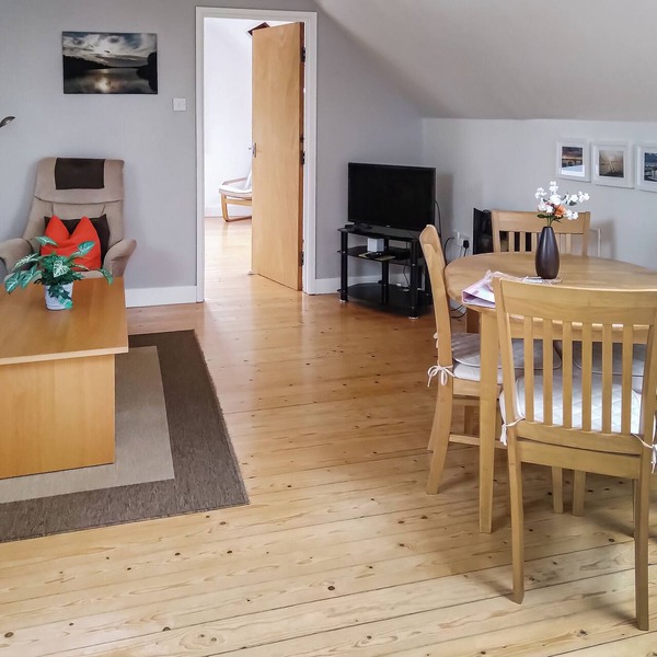 1 bedroom accommodation in Upton