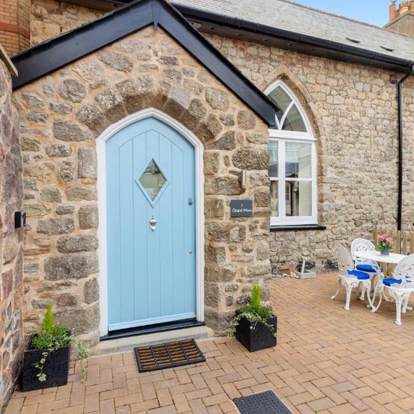 1 Chapel Mews