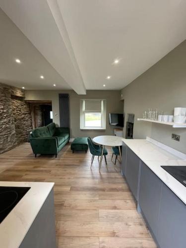 1 Mount Pleasant