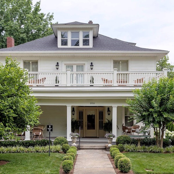 100 year old home five blocks from Historic Downtown Franklin, TN
