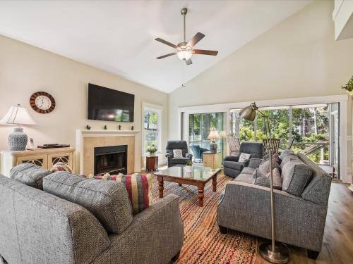 11 Beachside Drive.