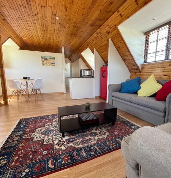 11 Cabin Close