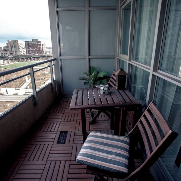 1200+sqft Luxury Corner Suite