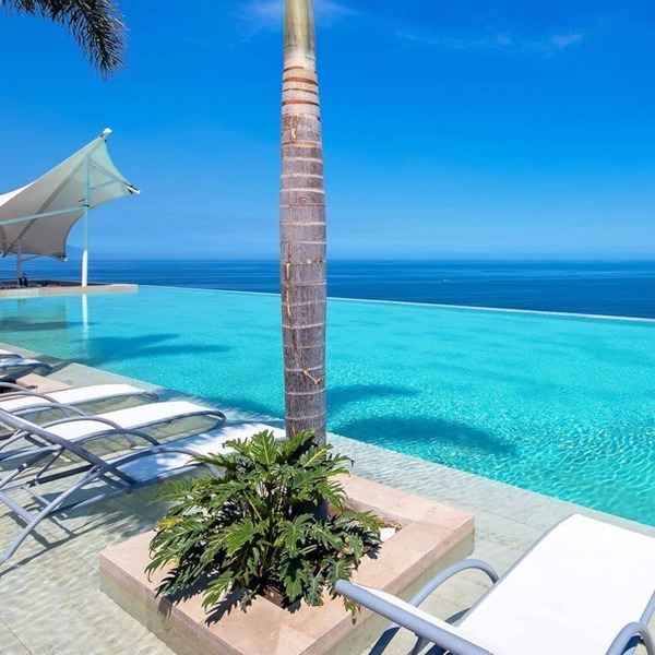 14TH FLOOR APTM, INDAH BY SAYAN: SPECTACULAR VIEWS!
