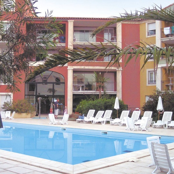 150 m de la plage | 7 personnes Cuisinette balcon