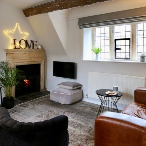 17thC meets stylish design in gorgeous Broadway