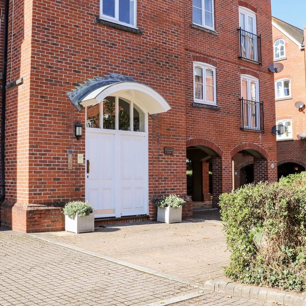 19 Quayside Walk