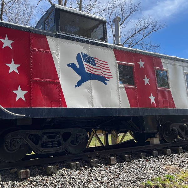 1950's themed couples caboose on a bison ranch. Pet-Friendly!