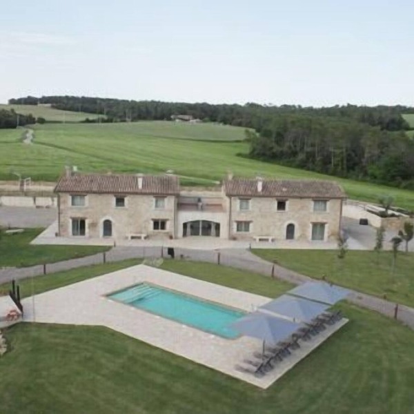 19th century Charming rural house in Catalonia near Girona with pool, barbecue.