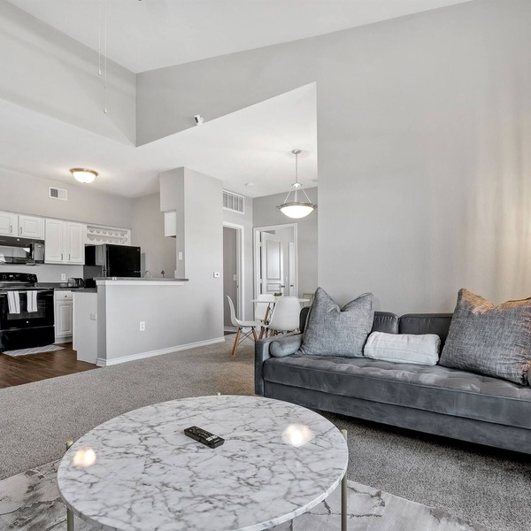1BD Near Walmart HQ | Long Stay Discounts R1