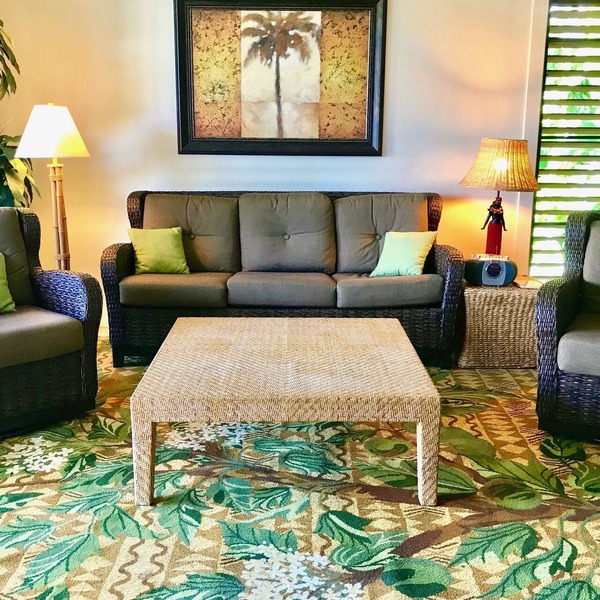 2/2 BEACH FRONT RESORT w/AC, Poipu Beach, Kiahuna Gardenview -End Unit, Pool/Gym
