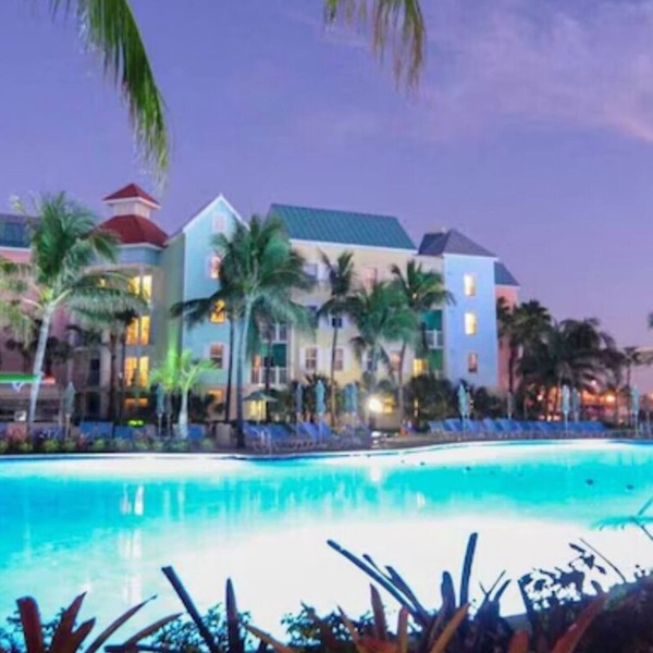 2 Bdrm Lockoff Villa-Harborside at Atlantis-4 Beds-8 ppl-Beach-Pools-Slides-FUN!