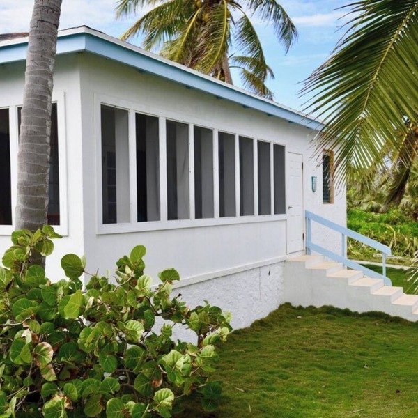 2 Bed, 2 Bath Cottage located in Stella Maris center, access to resort amenities