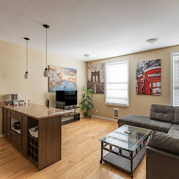 2-Bed App Downtown Ottawa 36D