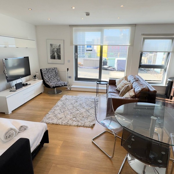 2-bed Apt, Sleeps 7, 5 Mins to Camden Market