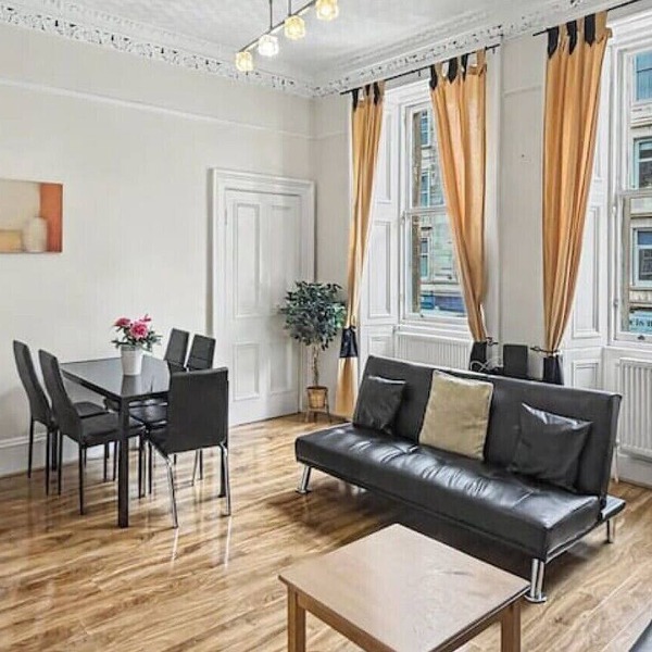 2 Bed Flat in Central Edinburgh
