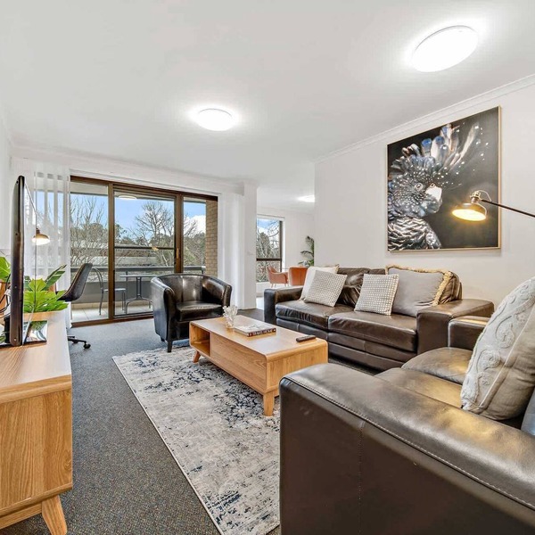 2-Bed with Pool, BBQ, Tennis Court & Parking