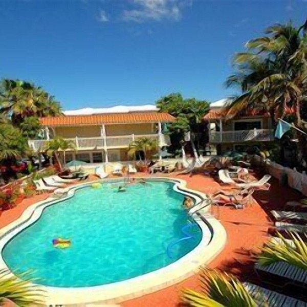 2 Bedroom, 2 Bathroom Deluxe Partial Bay View. Pet Friendly