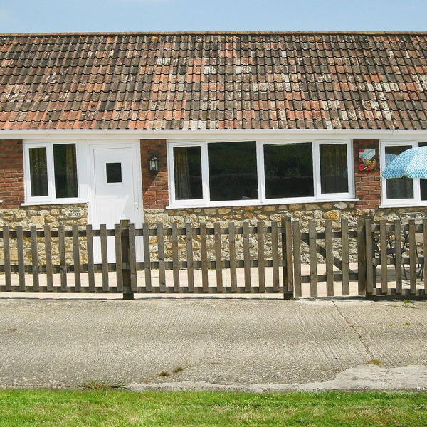 2 bedroom accommodation in Shipton Gorge