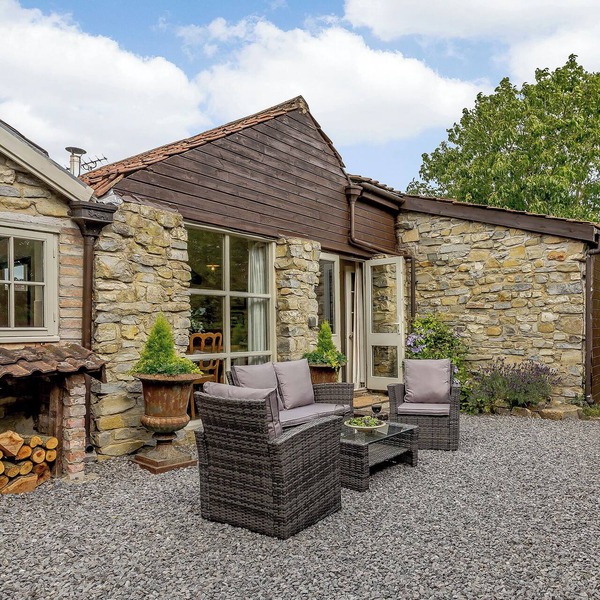 2 bedroom accommodation in Meare, near Glastonbury