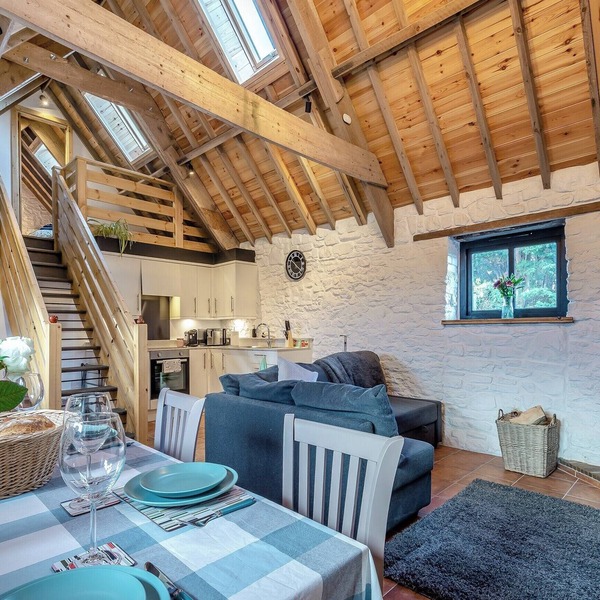 2 bedroom accommodation in Clevedon