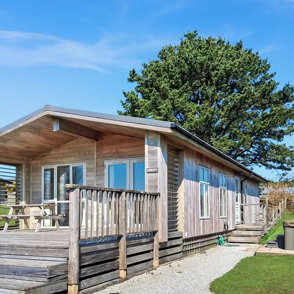 2 bedroom accommodation in Carnmenellis, Nr Falmouth