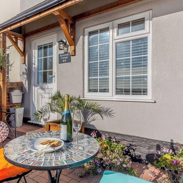 2 bedroom accommodation in Reedham