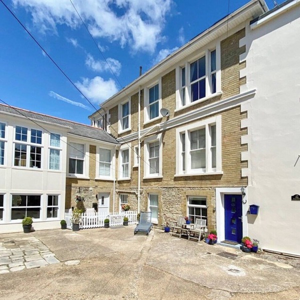 2 bedroom accommodation in Seaview