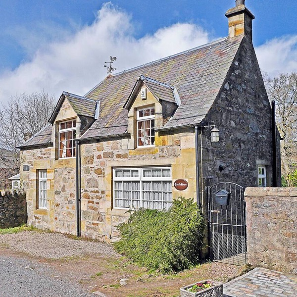 2 bedroom accommodation in Birnam, near Dunkeld