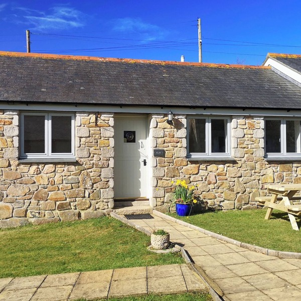 2 bedroom accommodation in Mawla, near Porthtowan