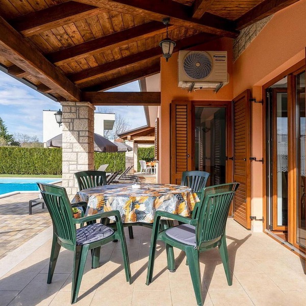 2 bedroom accommodation in Porec