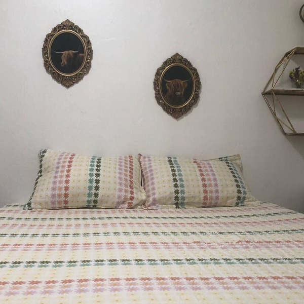 2 Bedroom Apartment Steps to Calle 8