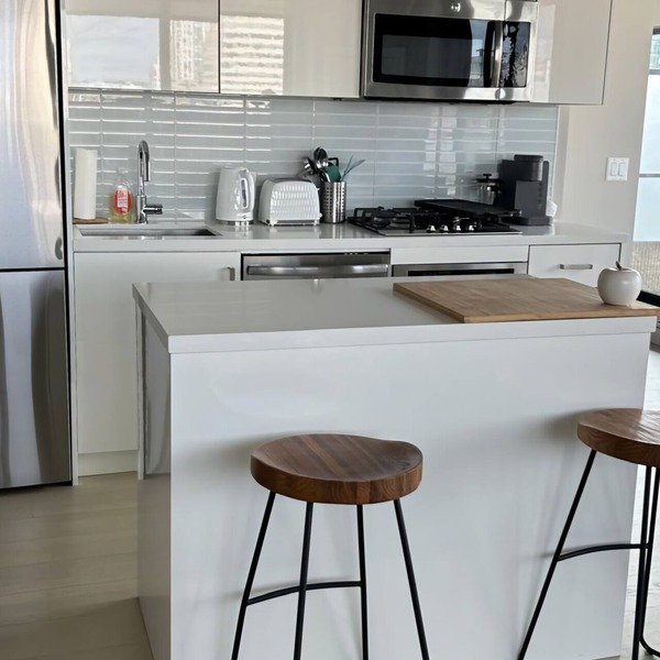 2 Beds 2 Baths downtown
