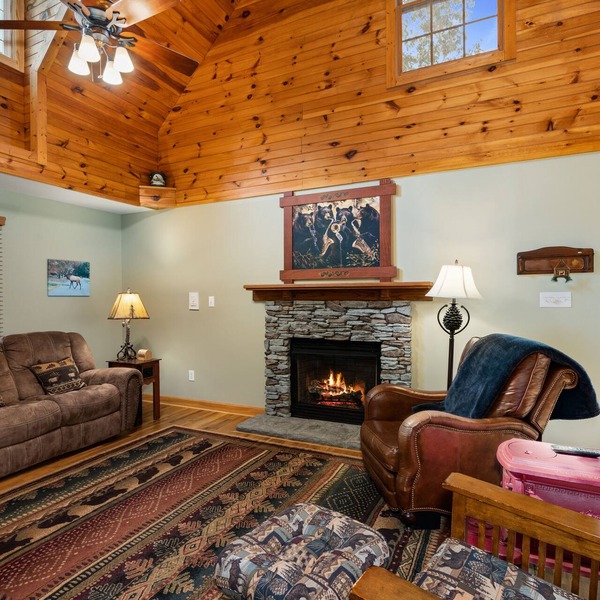 2 Master Suites - Clean - Cozy - WiFi - Elk - Covered Porch - ezAccess - 5 Stars