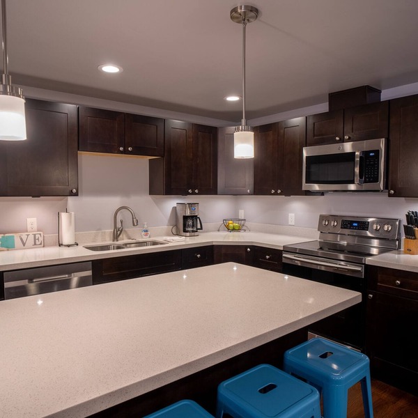 2 Master Suites - Close to NAU, With AC