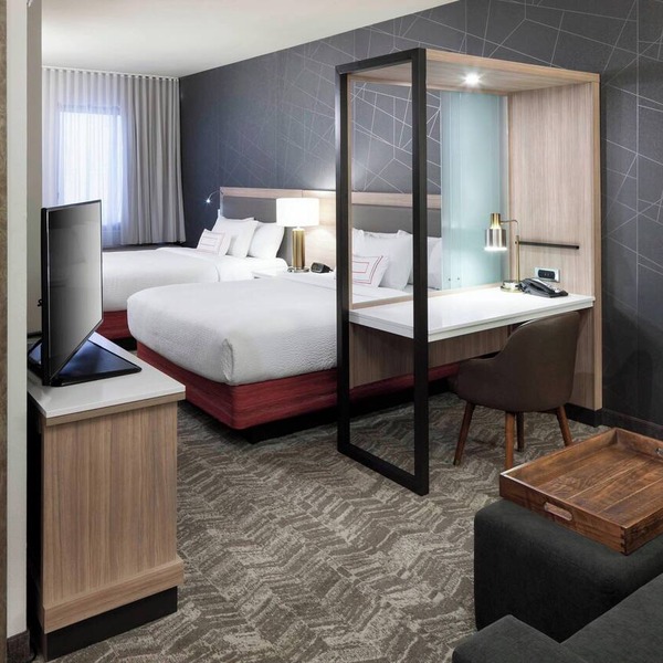 2 Pet-friendly Units, Outdoor Pool, Comes with Free Breakfast!